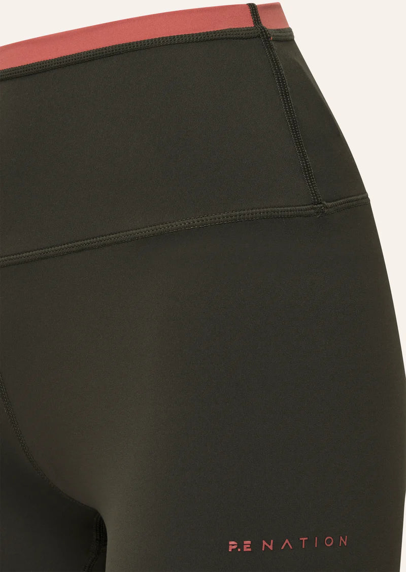 Vita 2.5" Bike Short - Tarmac