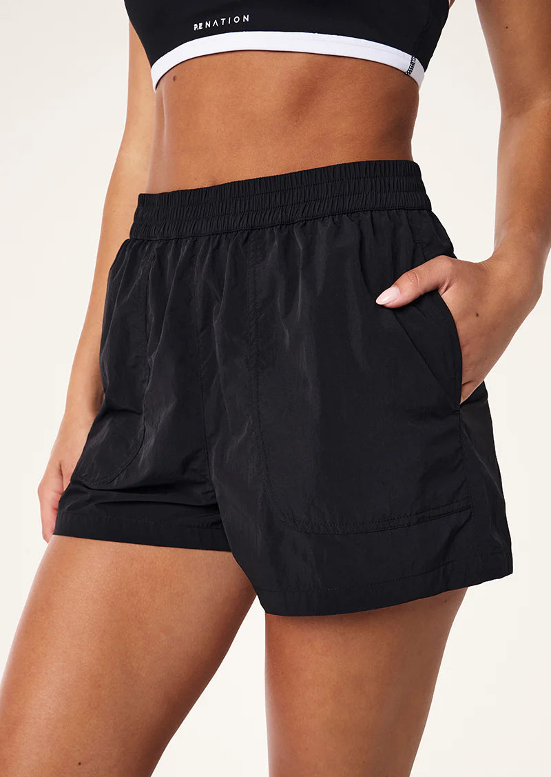 Pitlane Short - Black